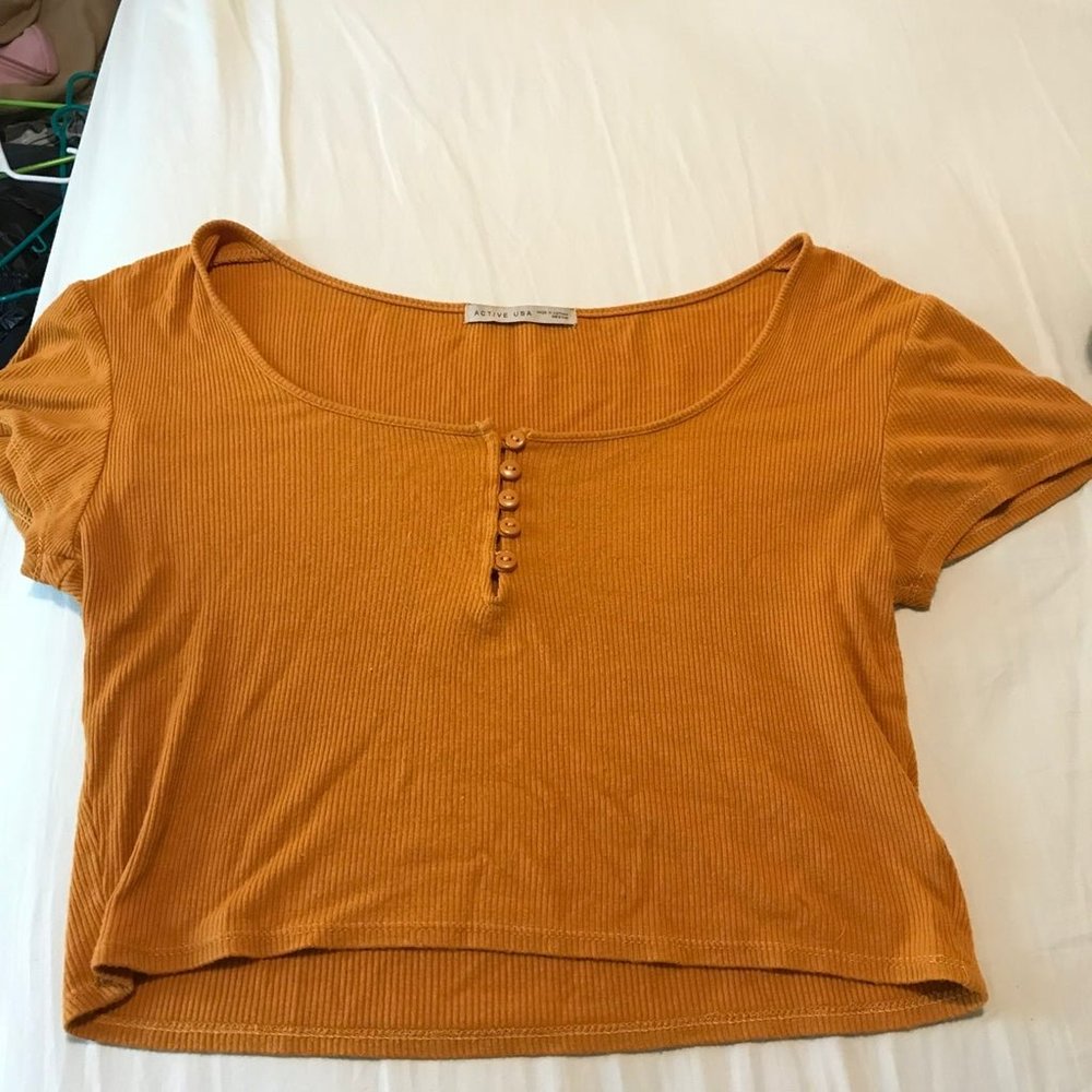 Simple top! Size M